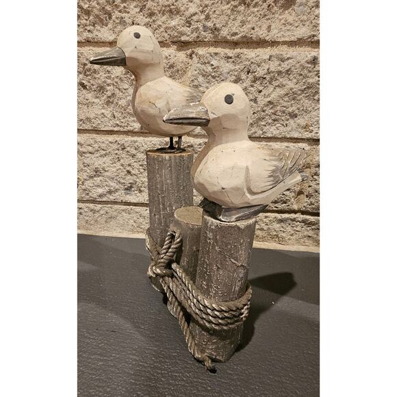 Two Seagulls on Wood Pier Posts Hand Made Figurine Decor Nautical Maritime Rope - Picture 12 of 14